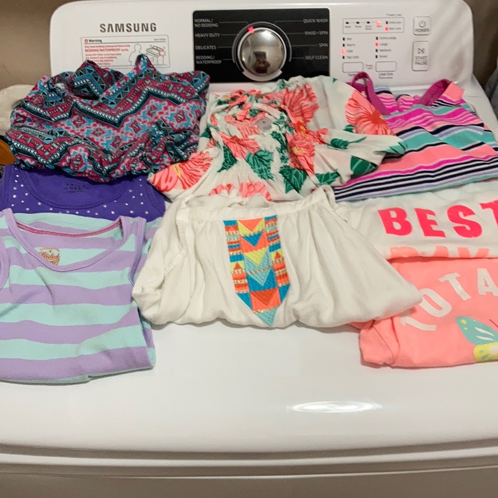 Girls lot of tank tops 6 and 6x